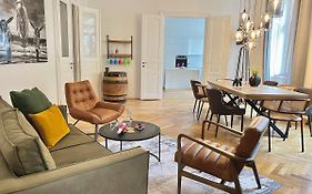 Loft2Be, Vienna City Loft For 8